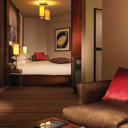 Clayton Hotell 4*