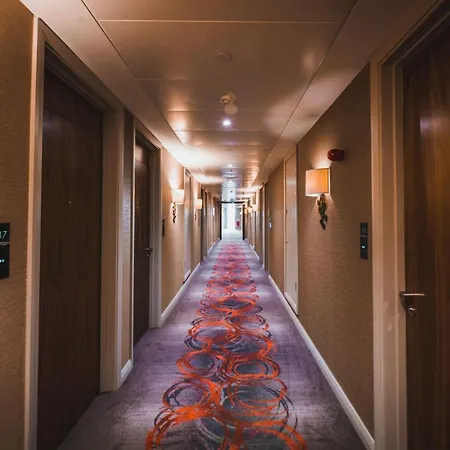 Clayton Hotel
