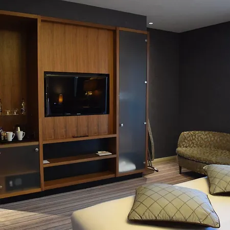 Clayton 4* Birmingham